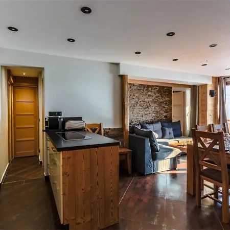 Val Thorens: Superbe 8 Pers, Proche Pistes Et Commerces Appartement Val Thorens
