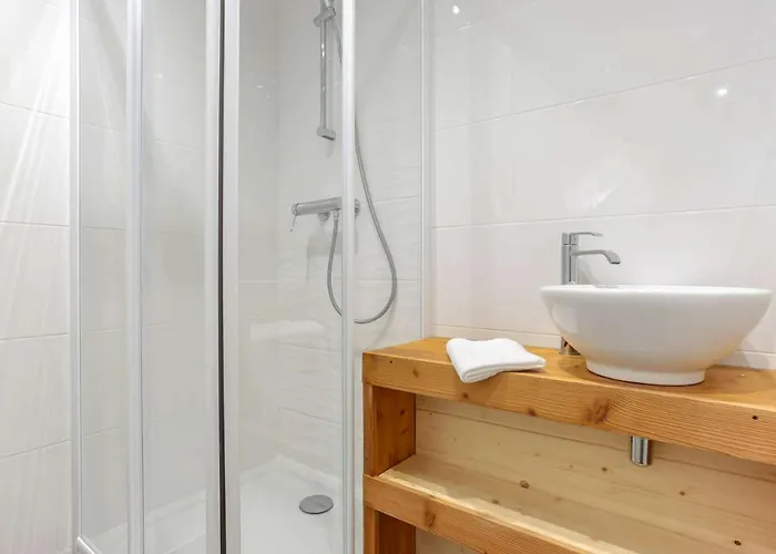 Val Thorens: Superbe 8 Pers, Proche Pistes Et Commerces - Fr-1-637-31 Apartment