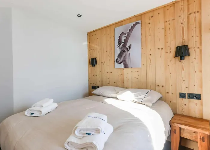 Val Thorens: Superbe 8 Pers, Proche Pistes Et Commerces - Fr-1-637-31 Daire